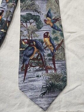 Vintage 100% Silk Parrot Macaw Tropical Scenic Necktie Novelty Bird Tie